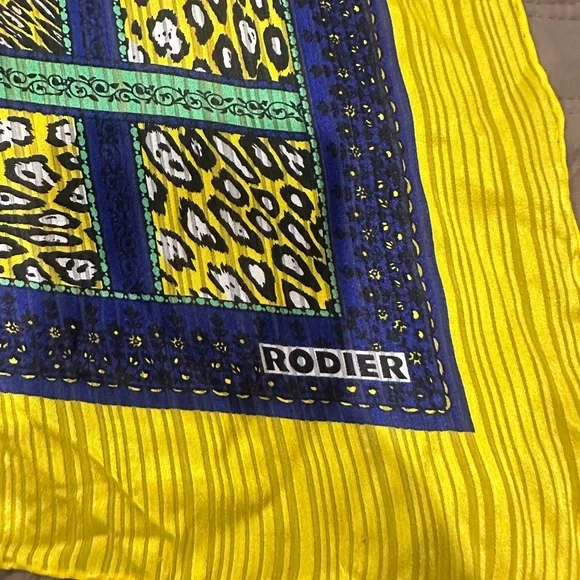 RODIER Yellow Purple Animal Print Silk Scarf 39x39 - Picture 3 of 5